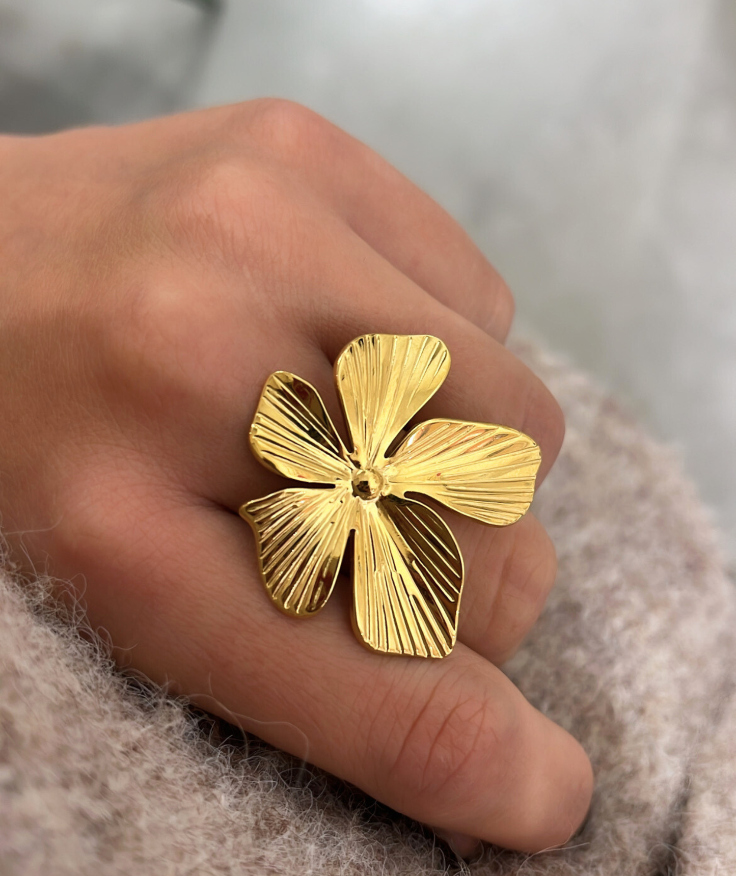 Sylvia - Bague fleurs dorée