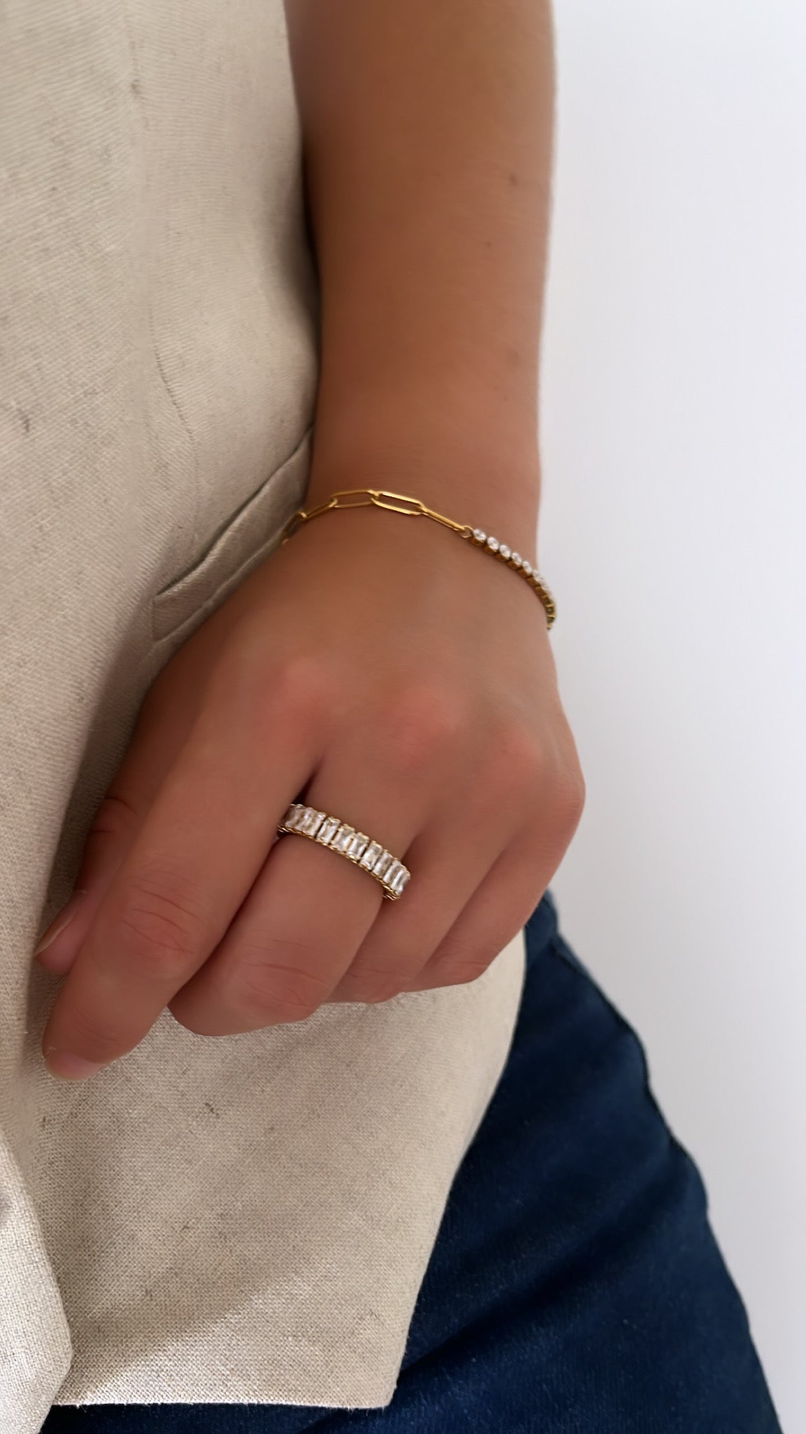 accumulation bijoux maillons et strass en acier inoxydable