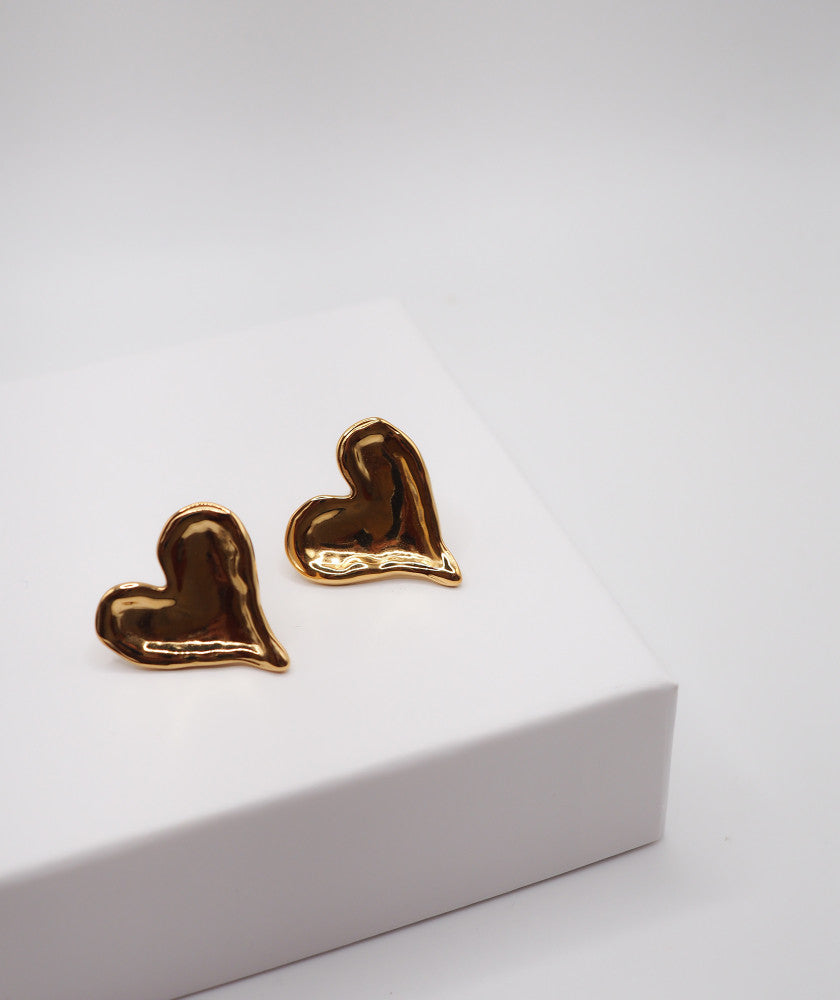 boucles d'oreilles à clous lova
