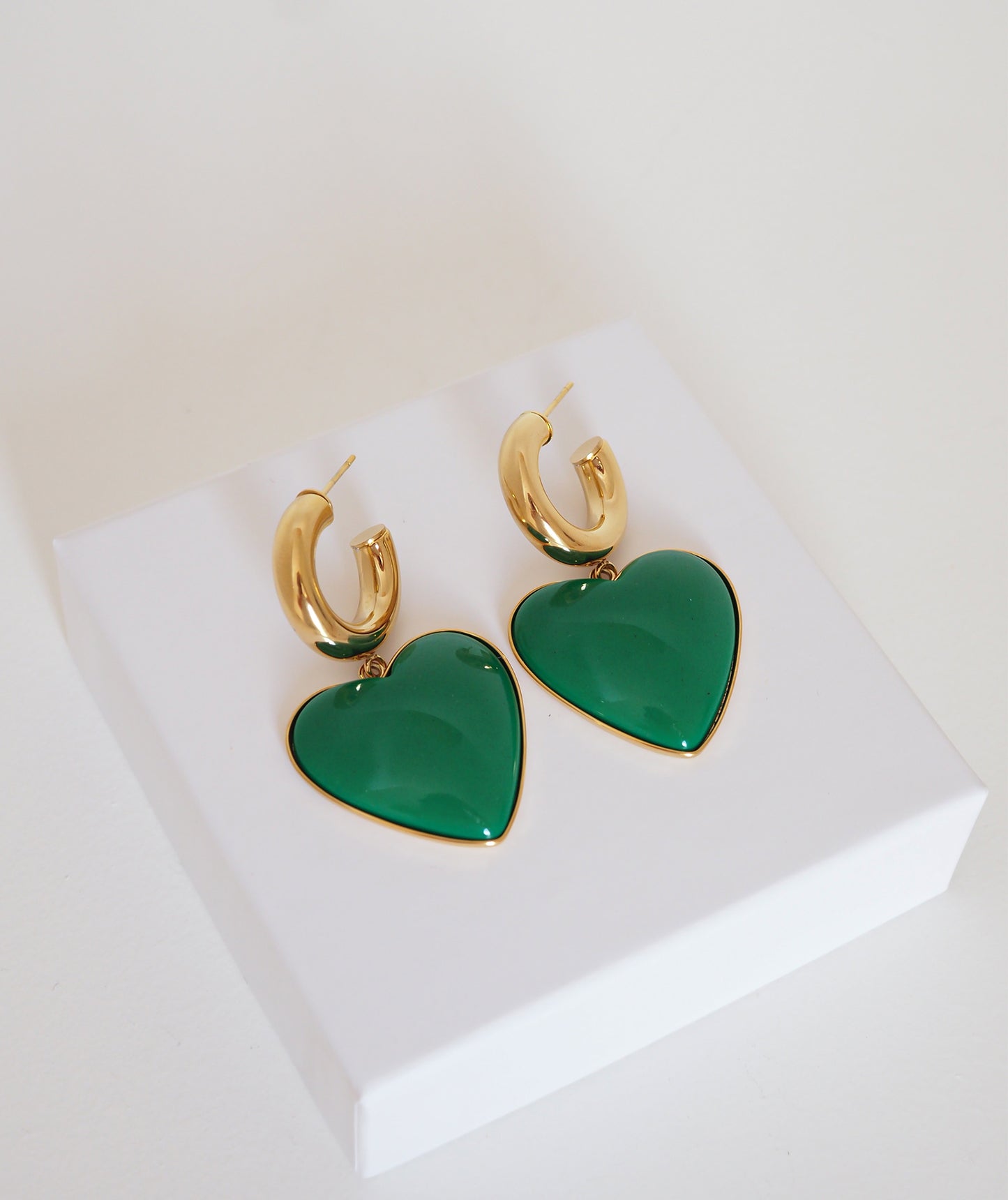 boucles d'oreilles coeur dorées et vertes en acier inoxydable
