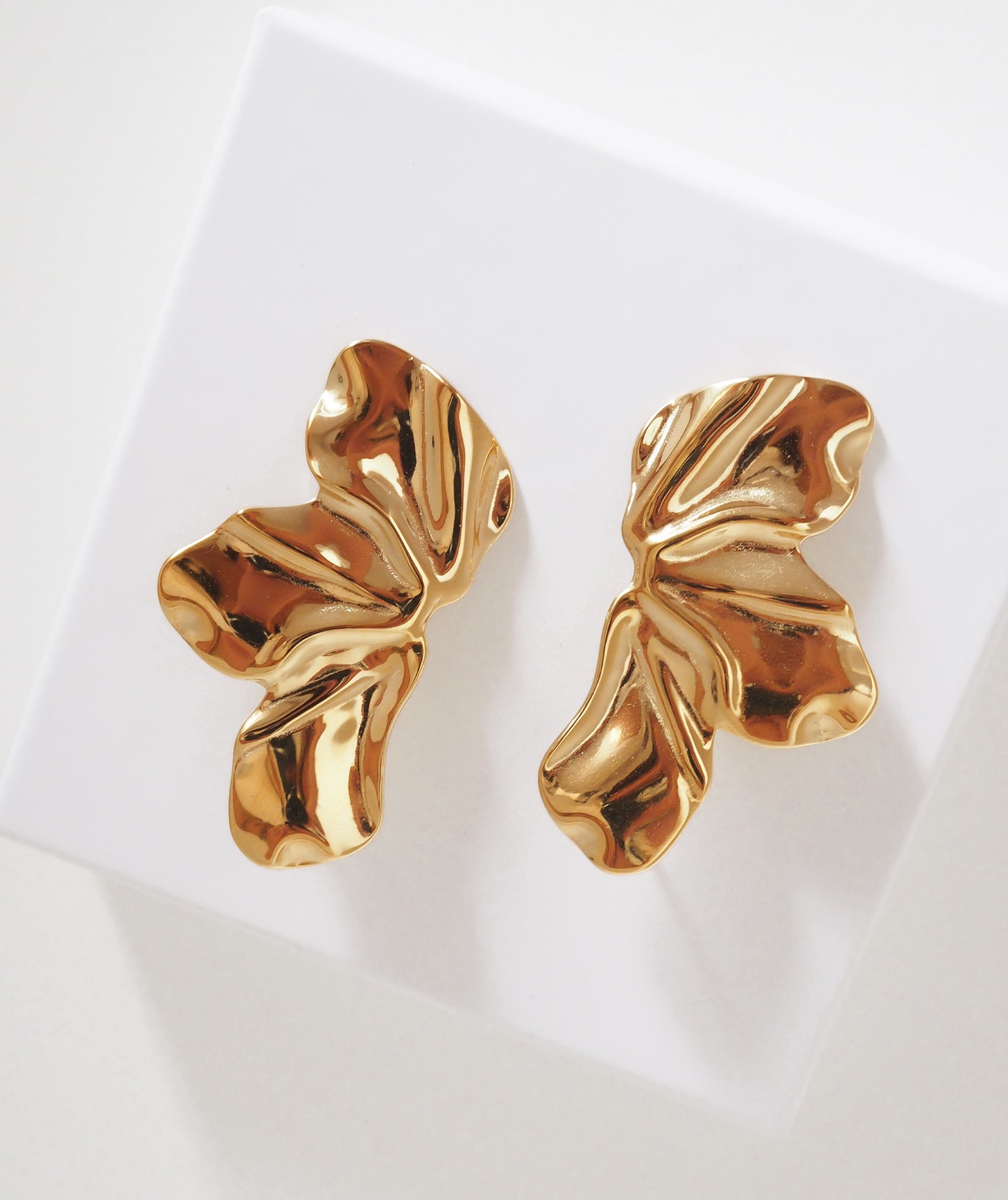 boucles d'oreilles feuilles dorées en acier inoxydable