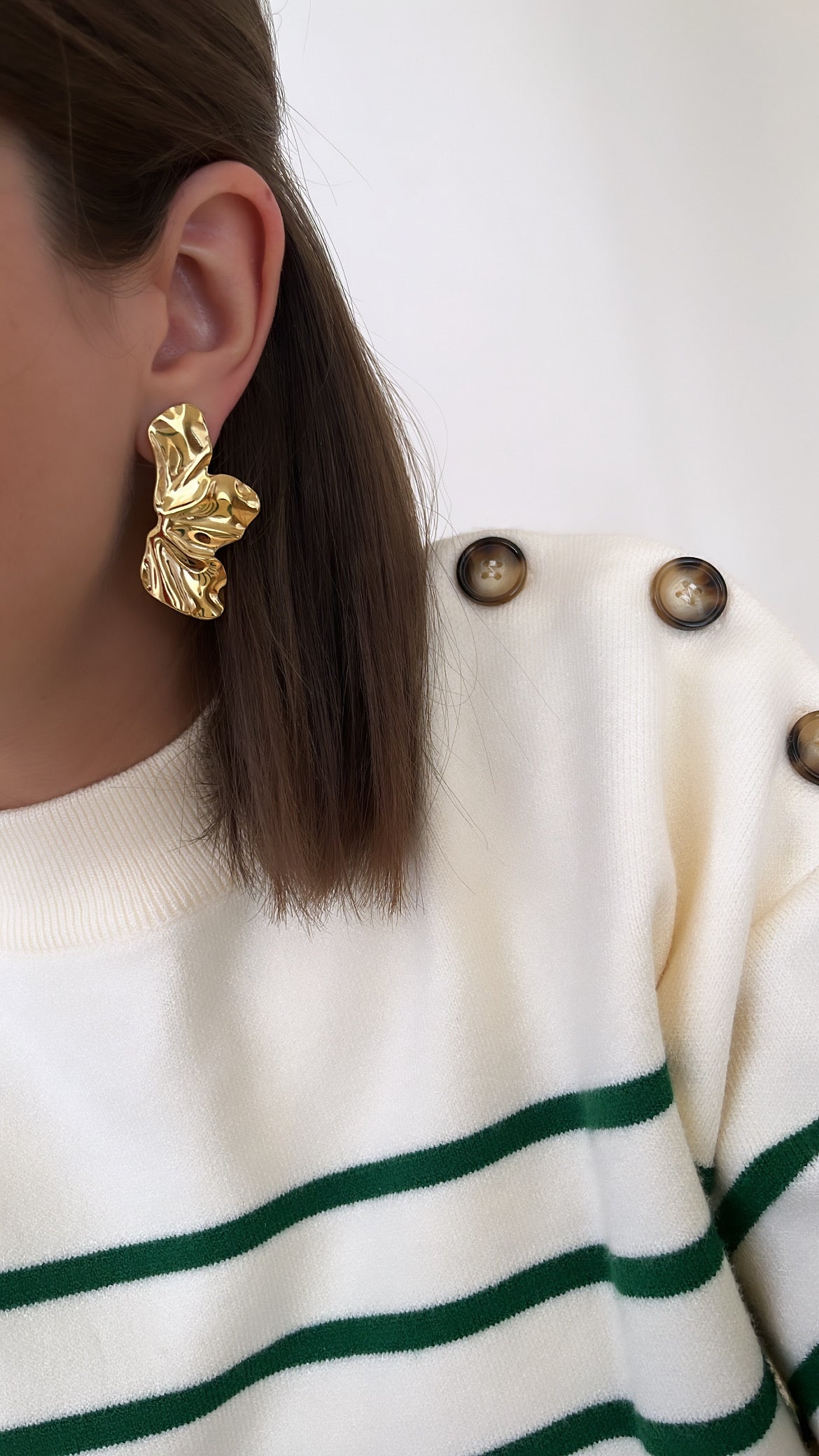 boucles d'oreilles chic dorée pour soirée