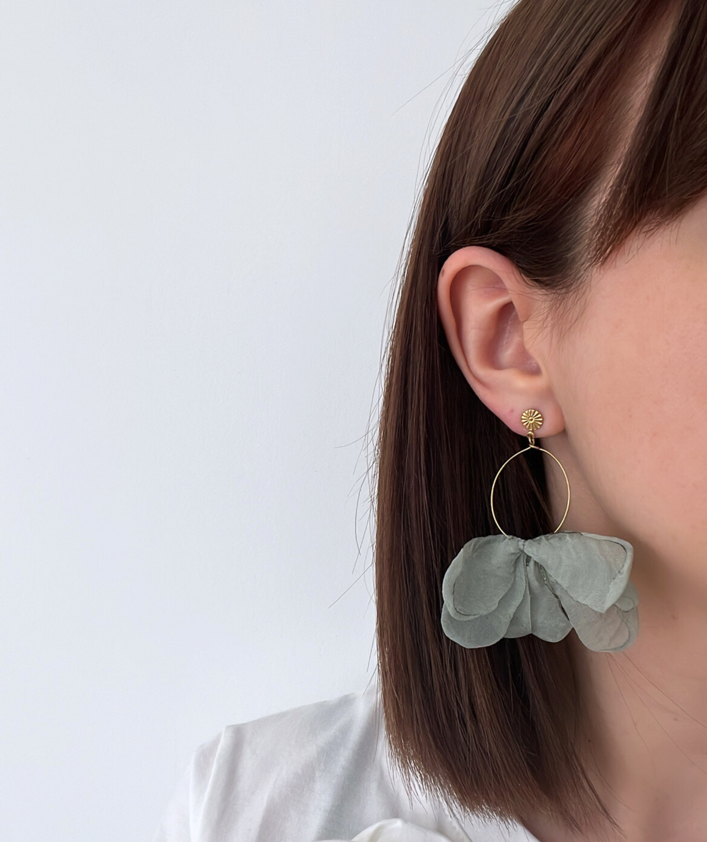 Maria vertes - Boucles d'oreilles pétales en tissu