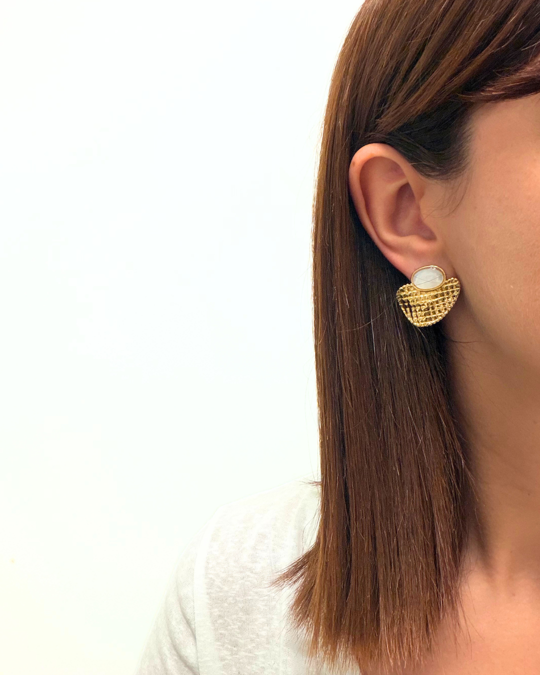 Éléonore - Boucles d'oreilles pierre blanche