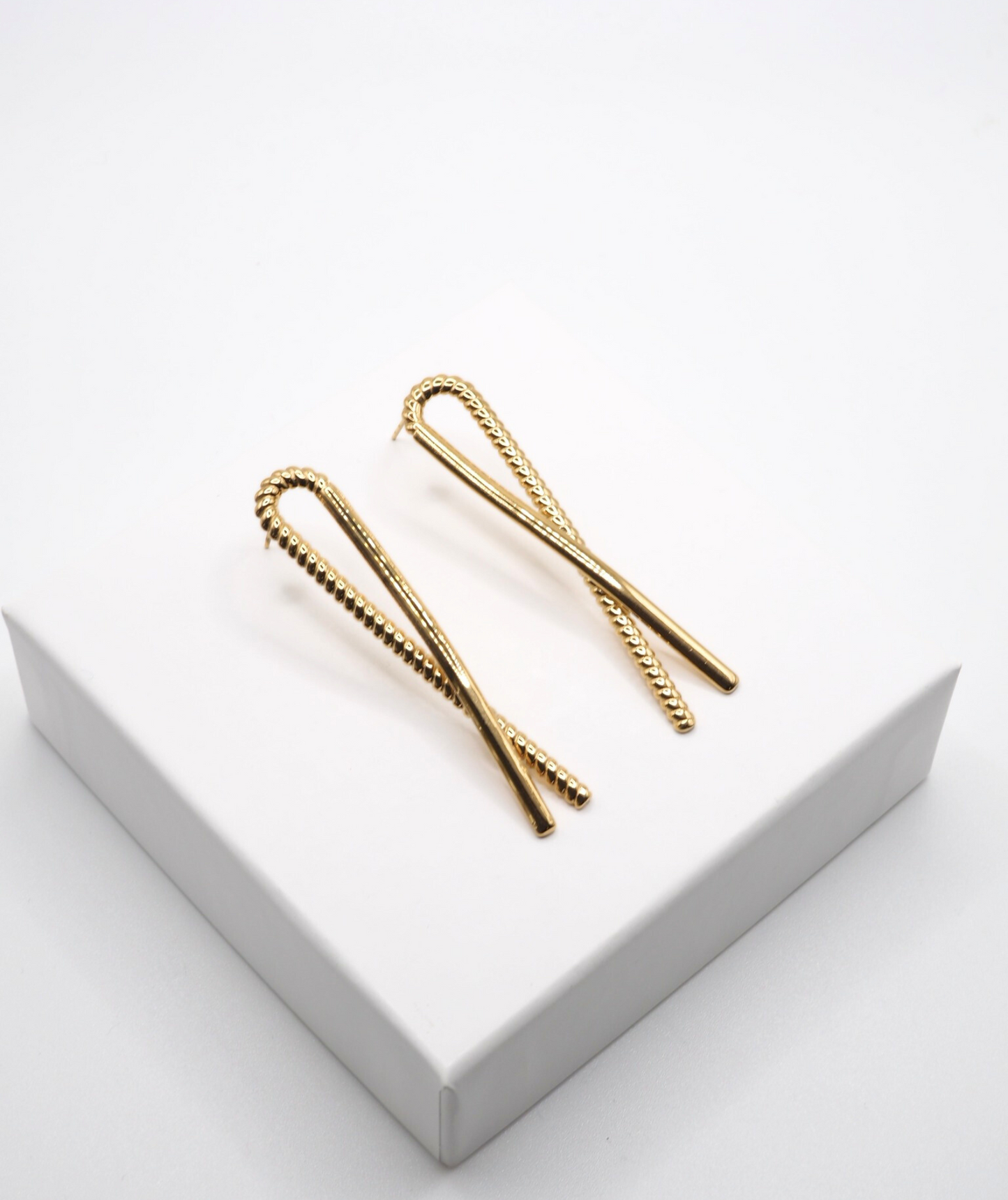 Gina - Boucles d'oreilles croisées
