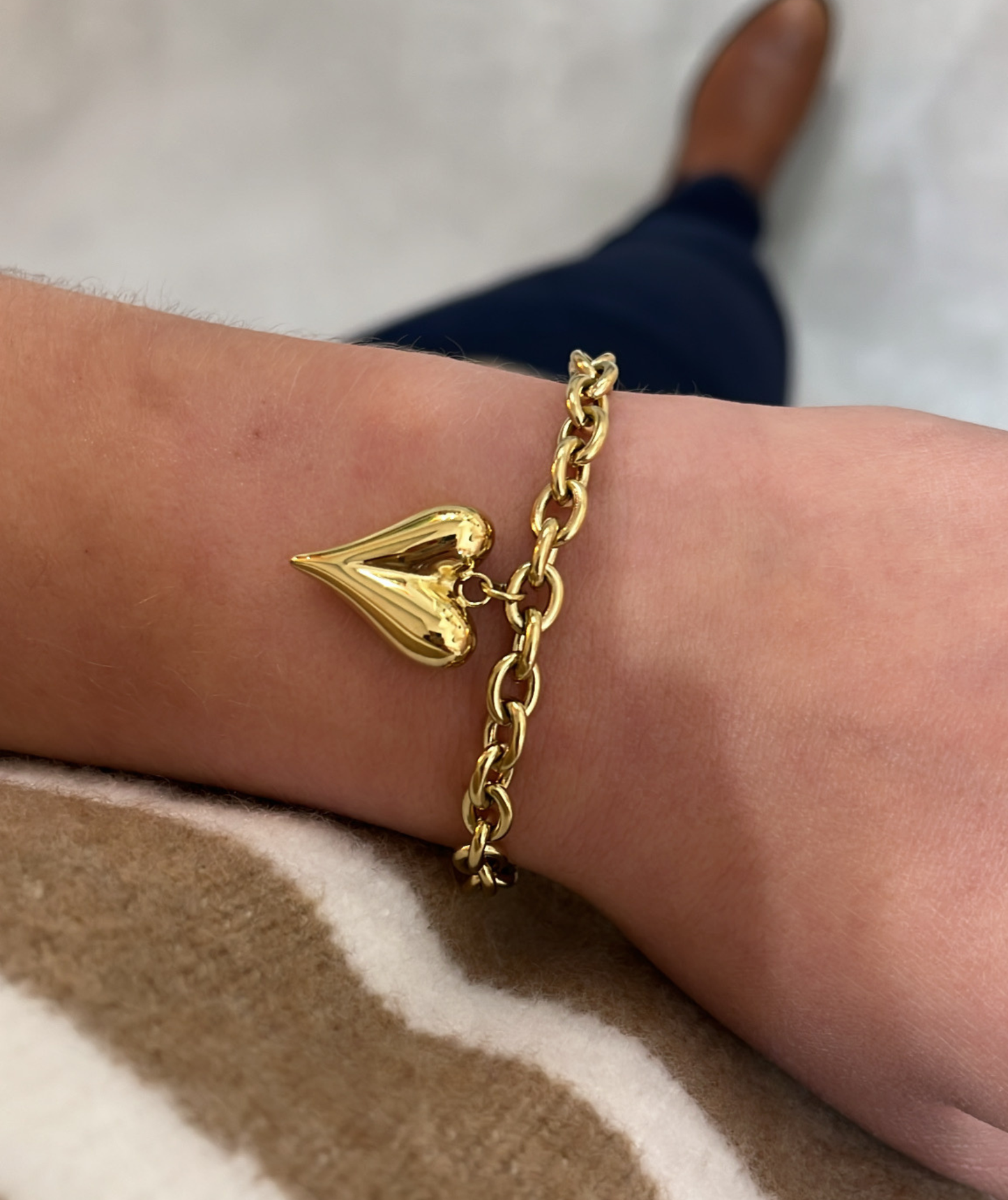 Domy - Bracelet maille coeur doré