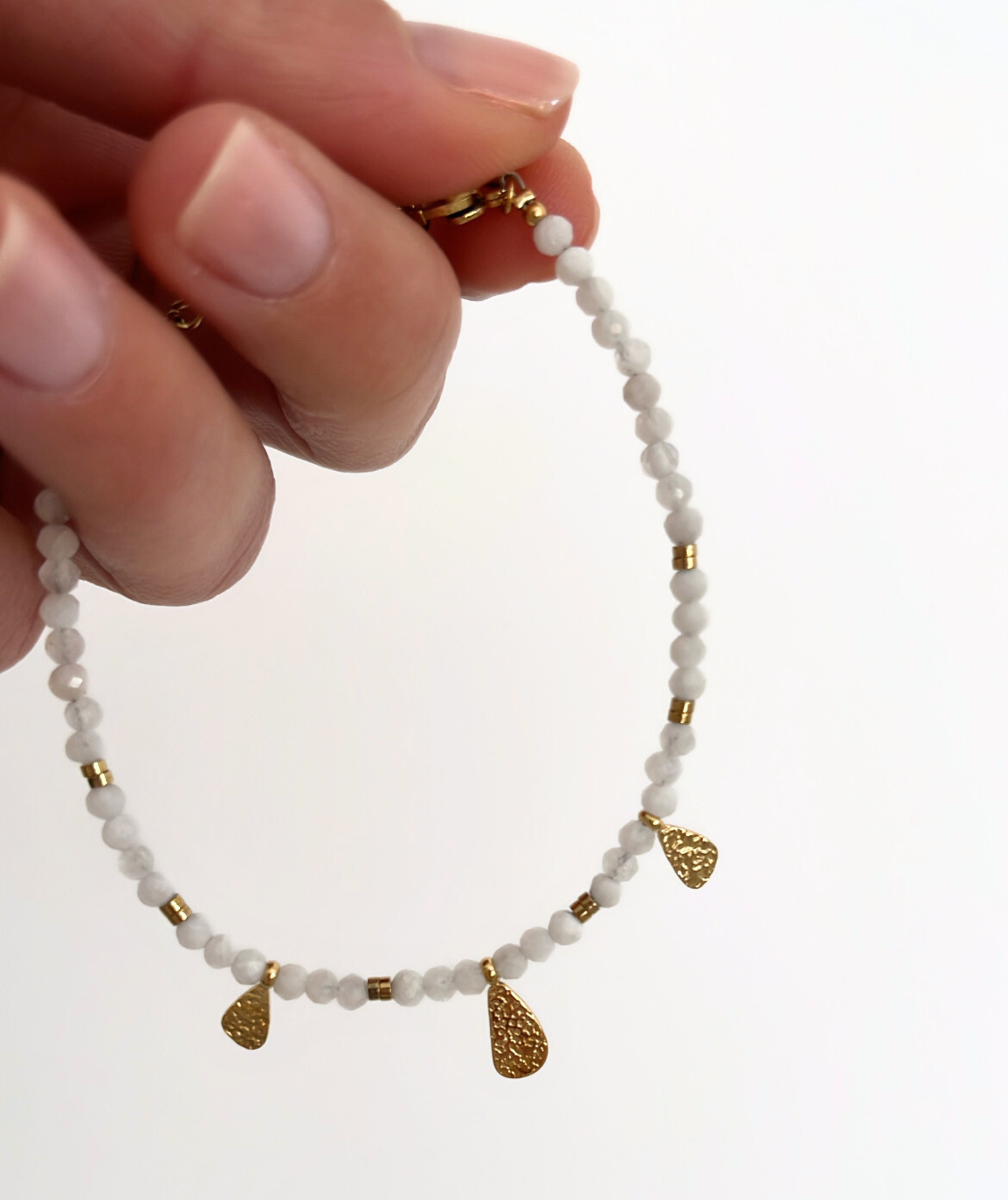 Oumy blanc - Bracelet pampilles