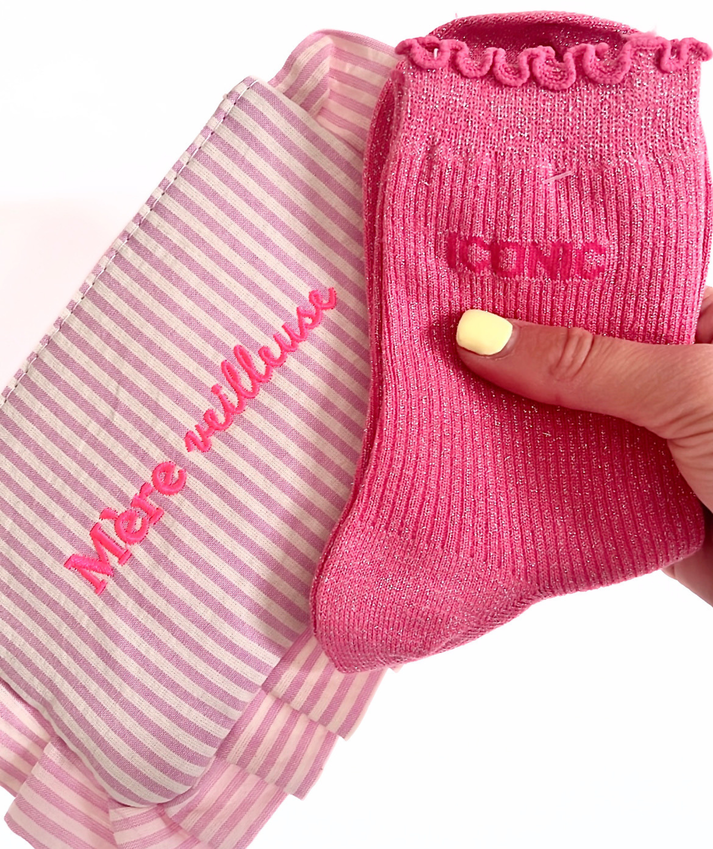 Duo Cadeau Fête des Mères – Mère Veilleuse & Chaussettes Iconic