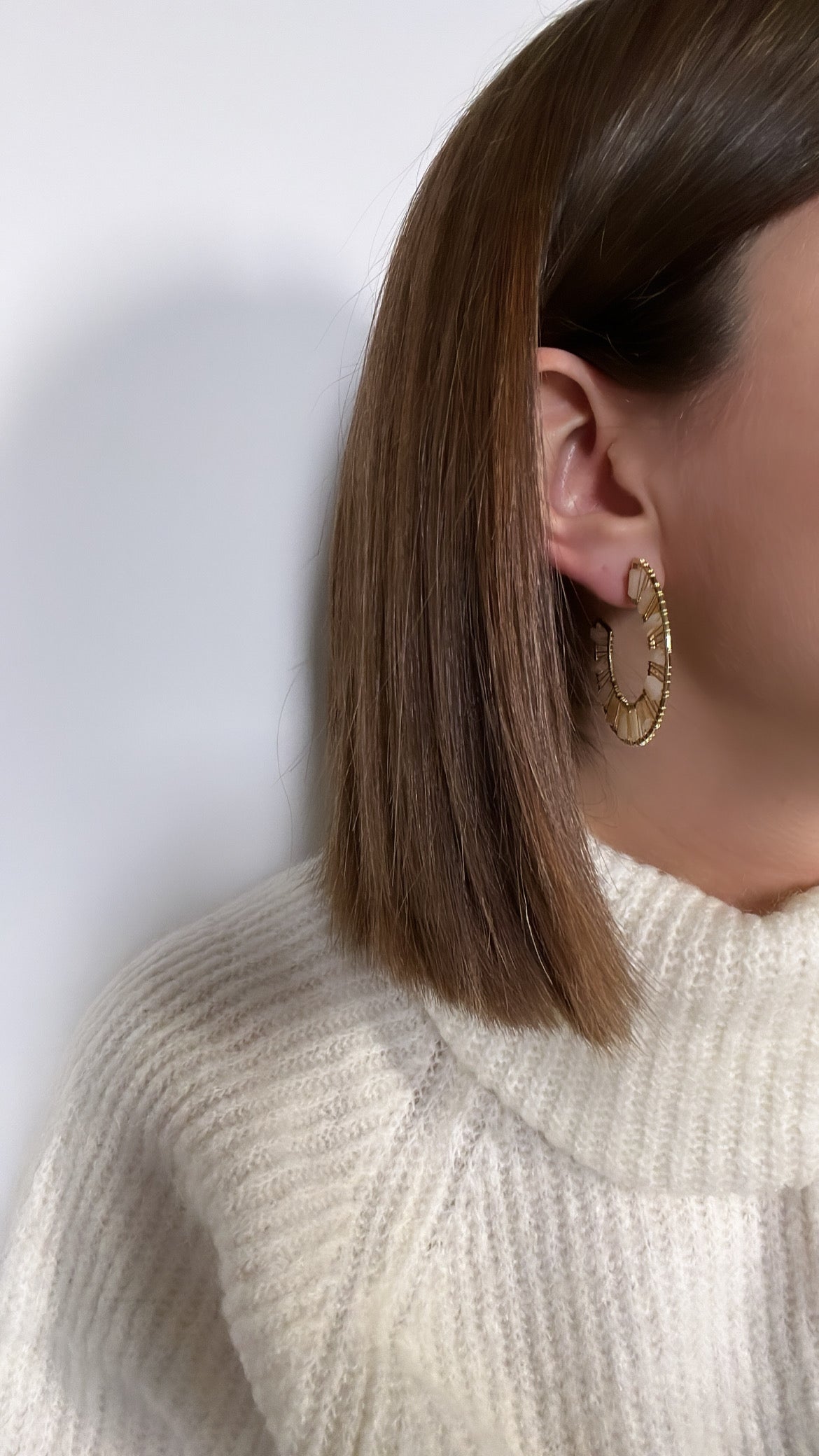 Boucles d'oreilles Léa beiges