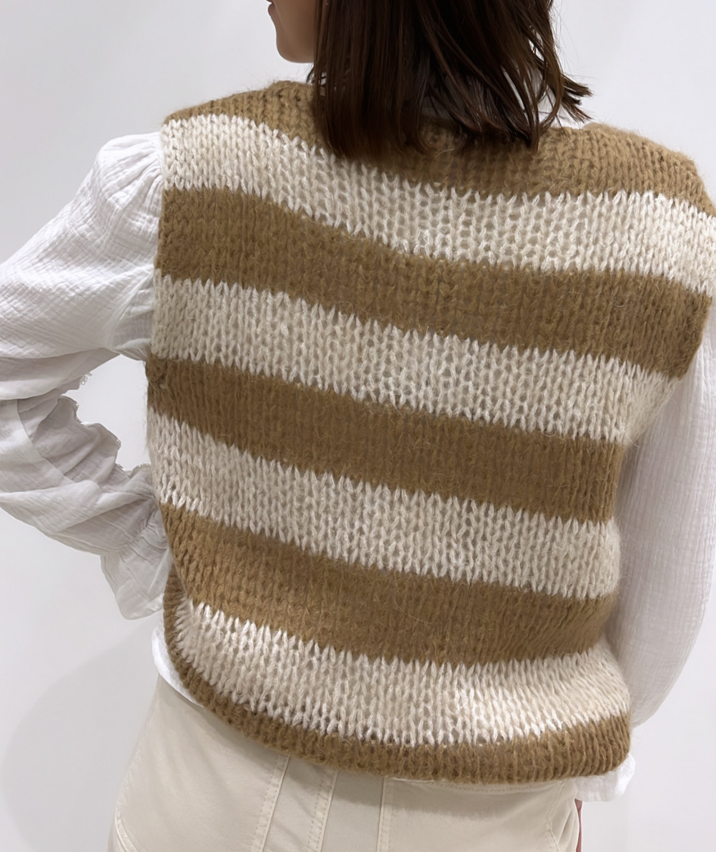 Pull maille sans manches rayé marron