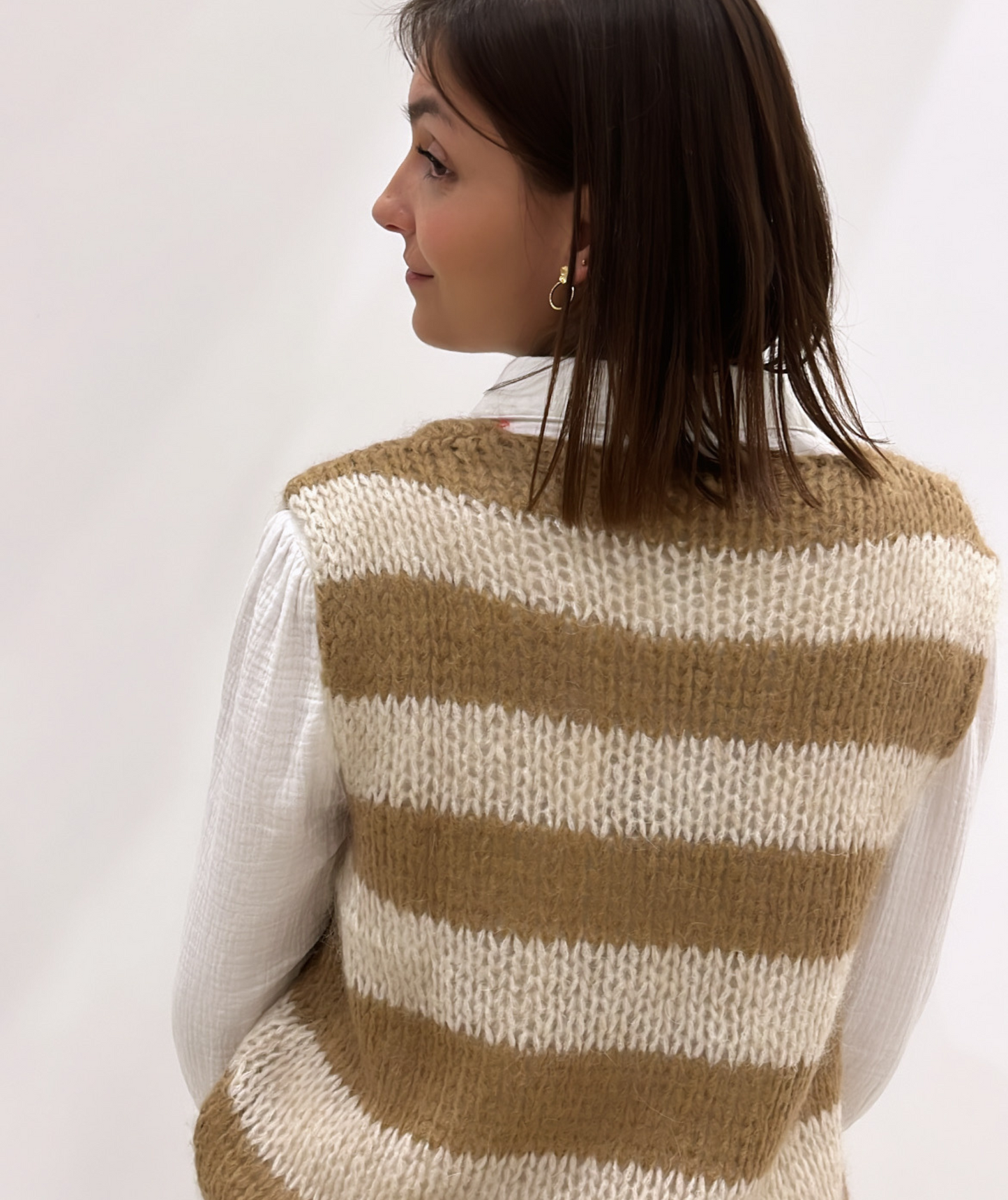 Pull maille sans manches rayé marron