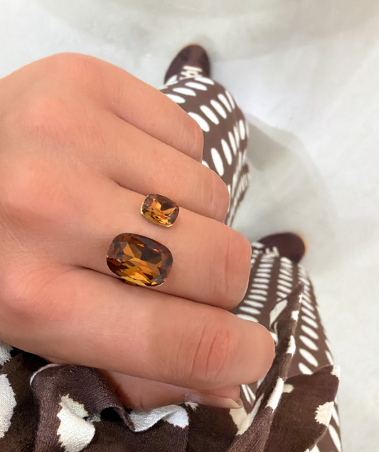 Ambre – Bague dorée à cristaux marron