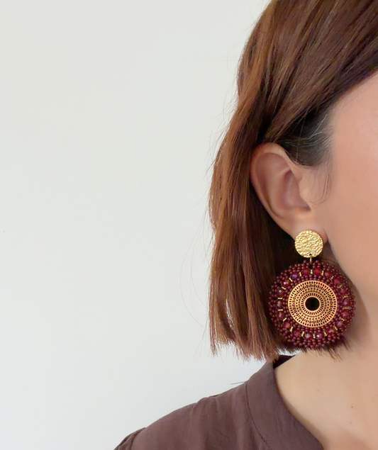 Elya - Boucles d'oreilles rosaces bordeaux