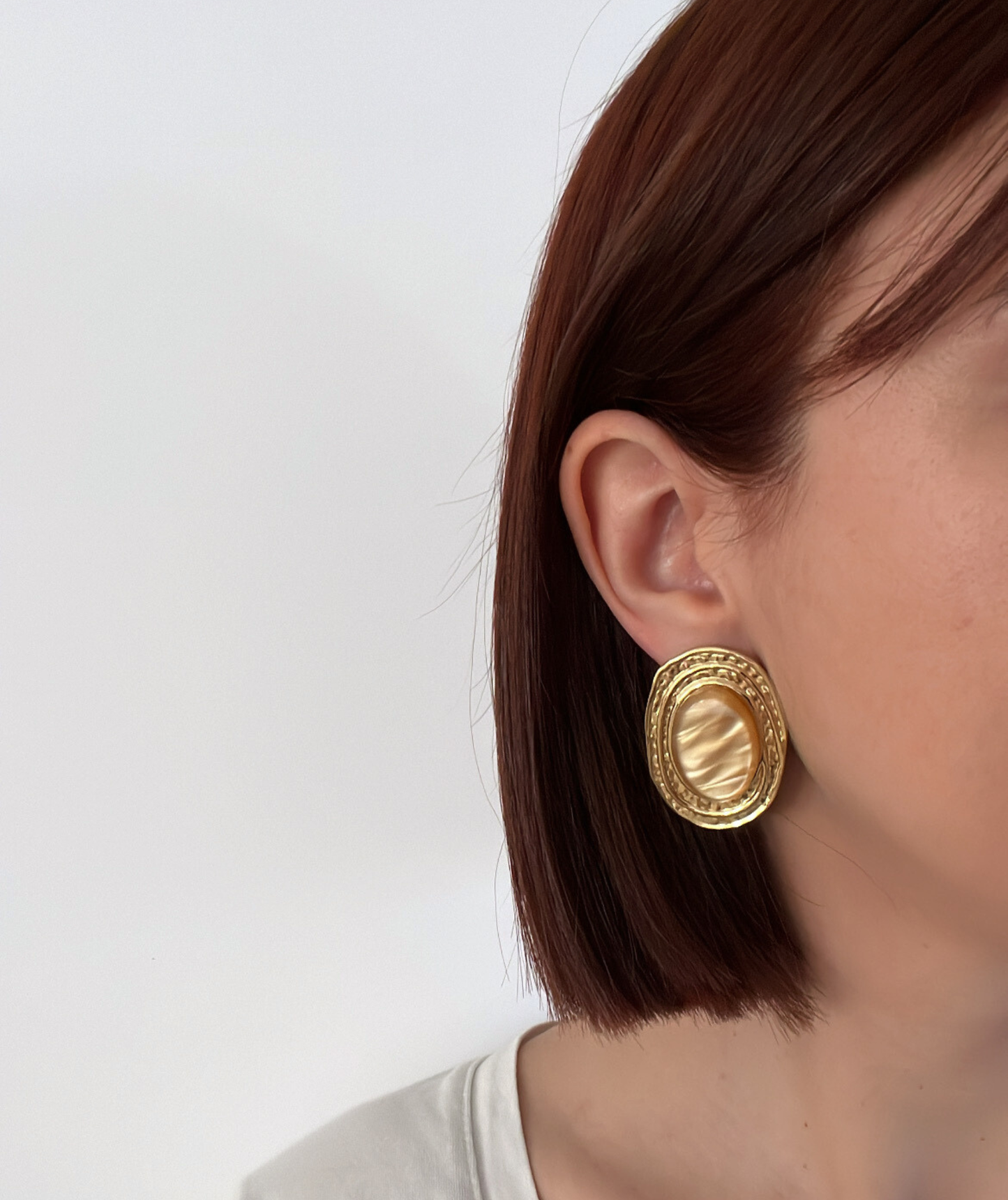 Halina - Boucles d’oreilles vintage dorées