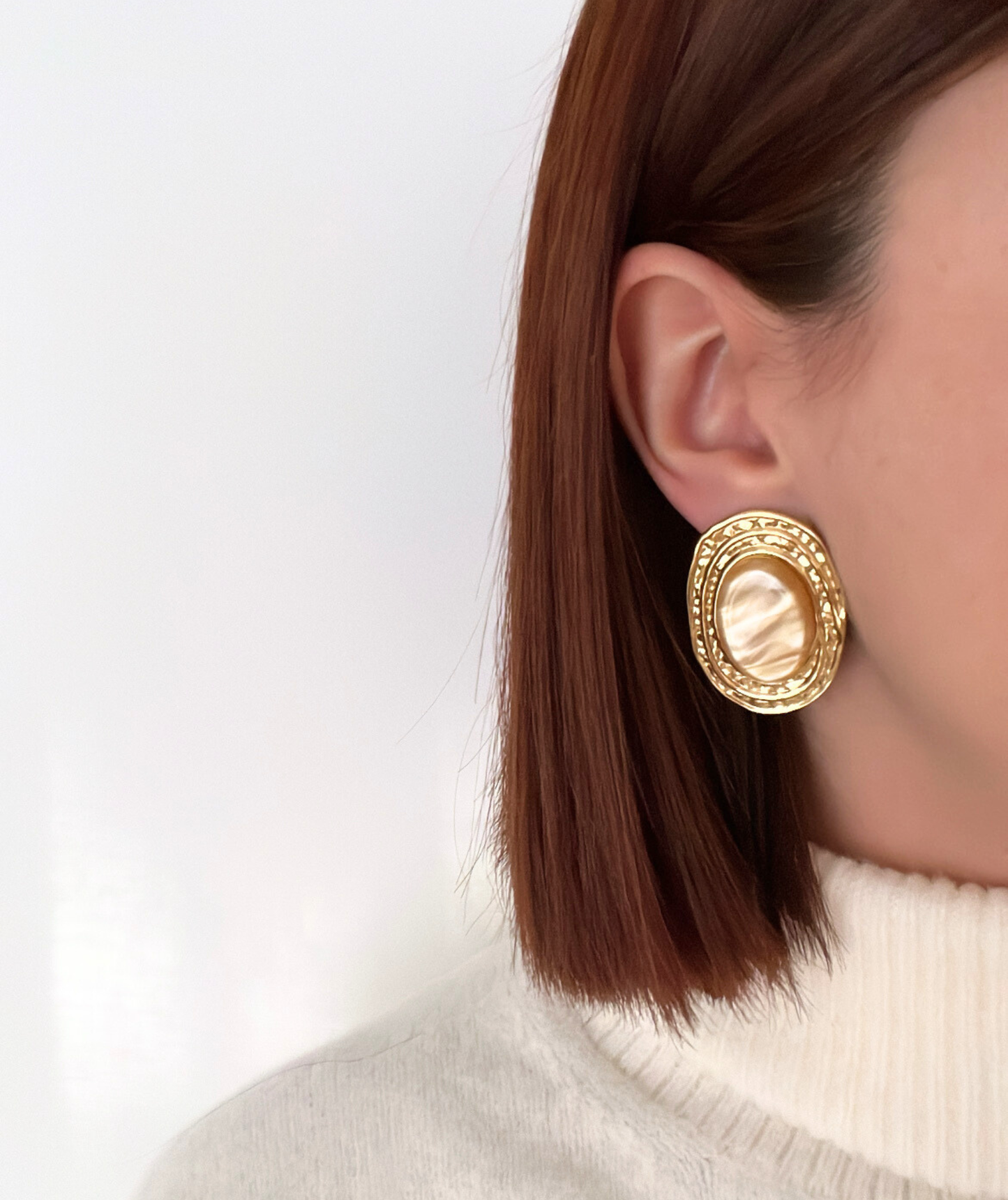 Halina - Boucles d’oreilles vintage dorées