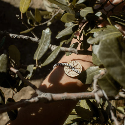 Bracelet bois Rose des vents kaki