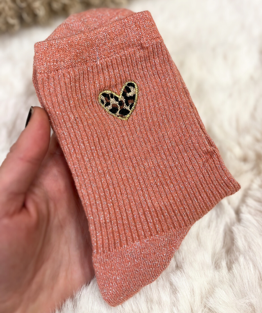 Chaussettes cœur léopard – rose scintillant