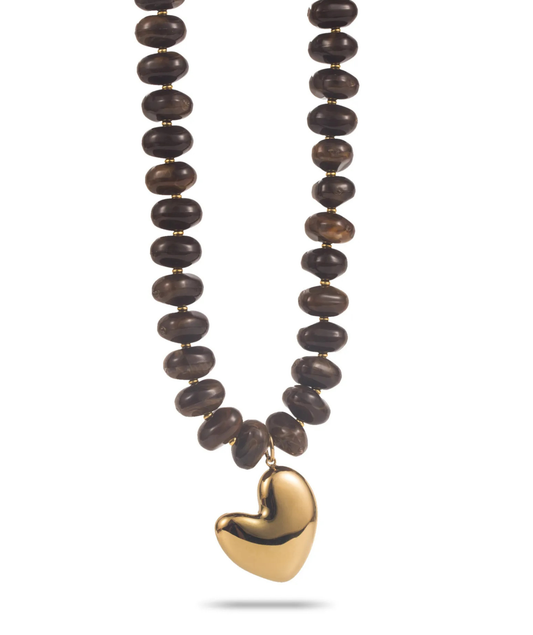 Romy – Collier perles marron et cœur doré