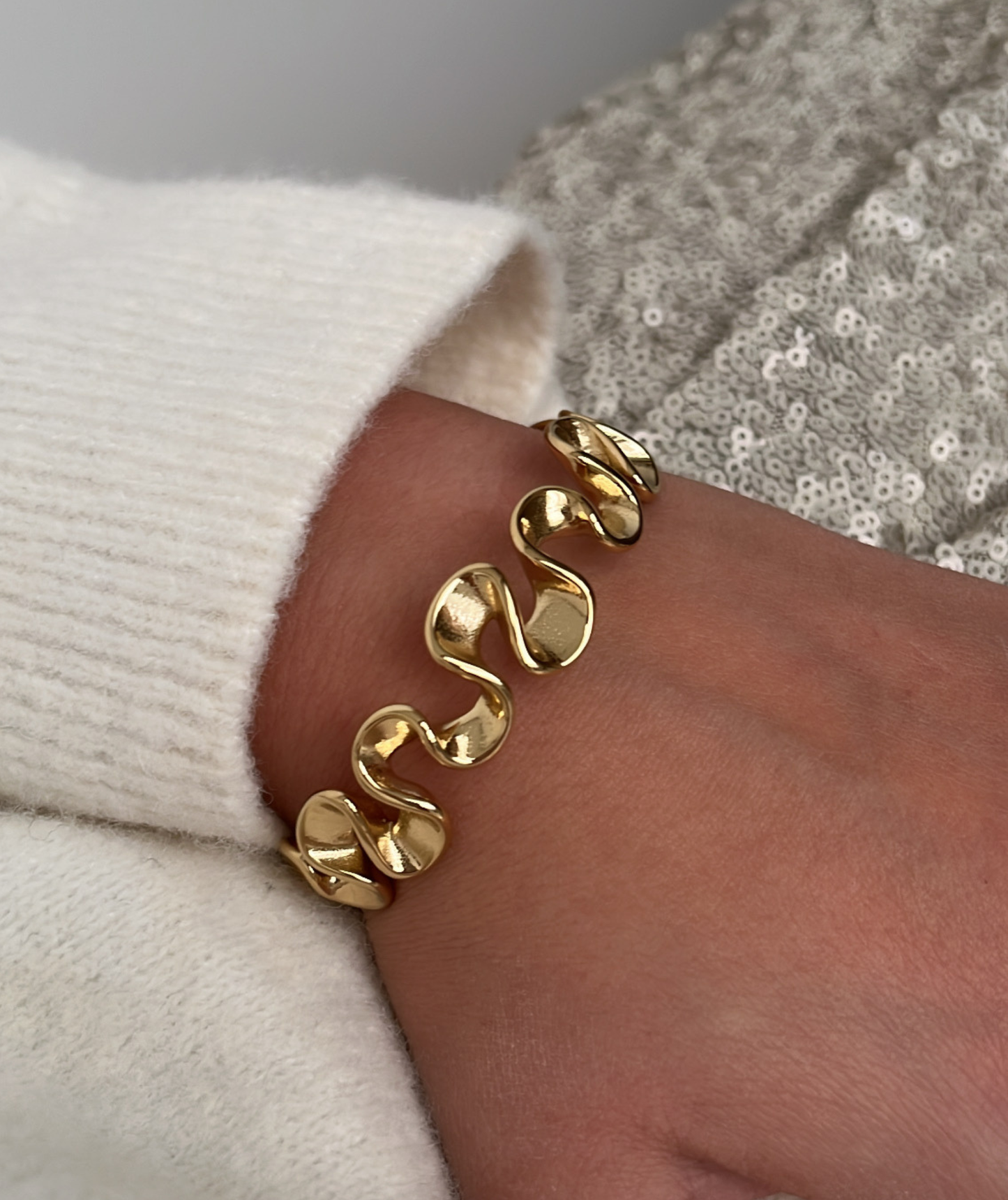 Naëlle - Jonc ajustable doré