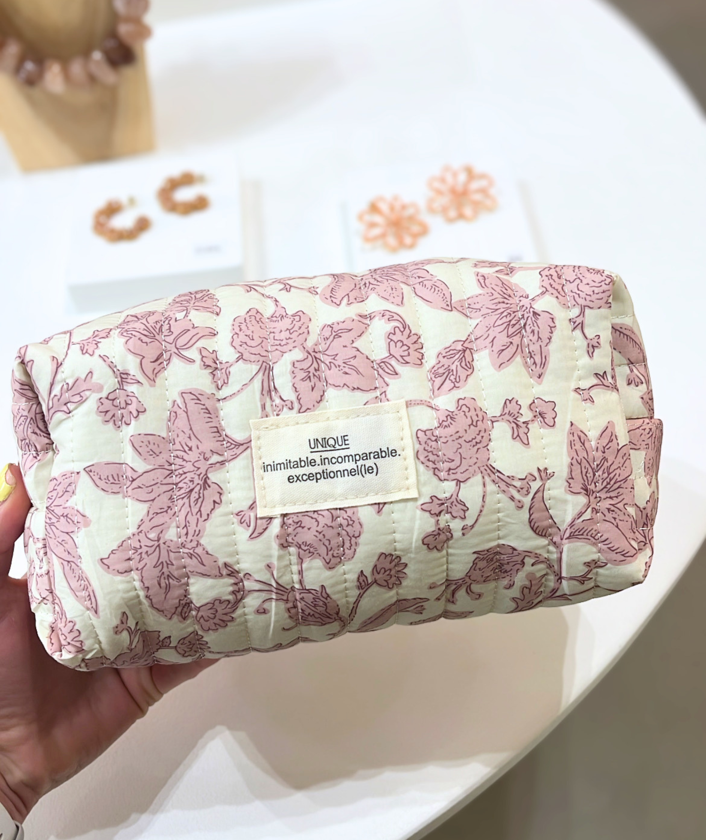 Trousse fleurie rose